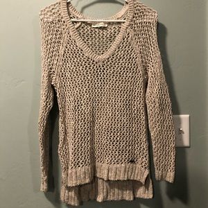 ⭐️ Woven v-neck sweater